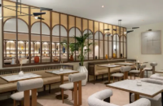 Cardo Roma, Autograph Collection