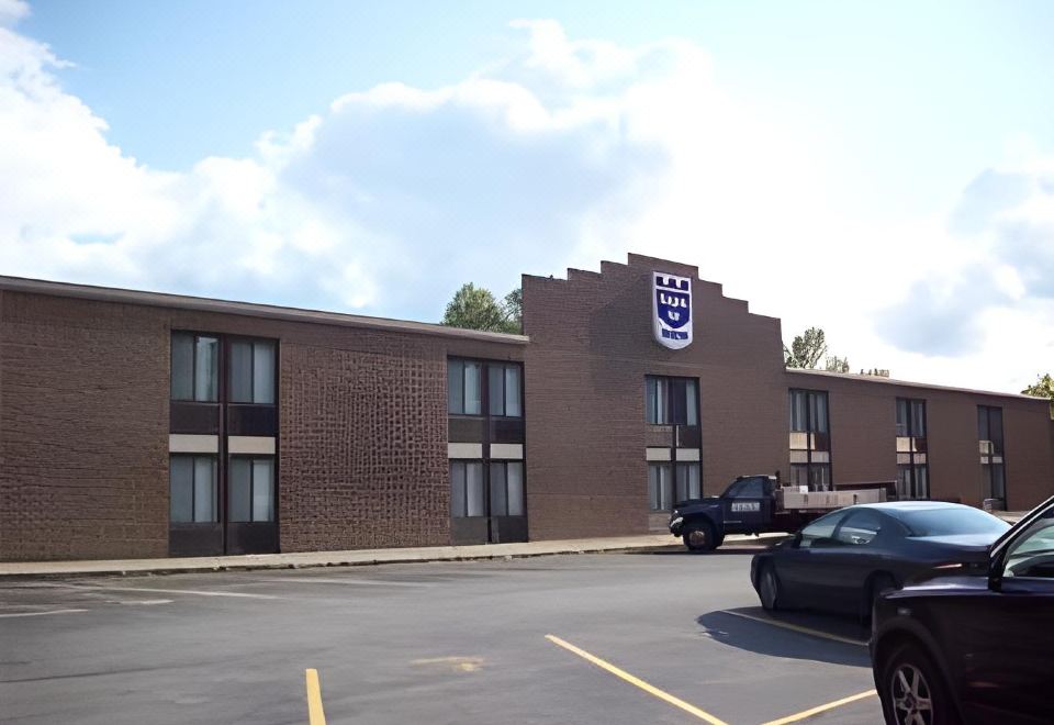 로드웨이 인 리틀 폴스 외부 전경