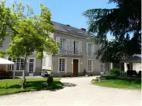 5 Grande Rue Hotel dekat Château du Lude