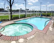 Spark by Hilton Selma Hotels in Selma