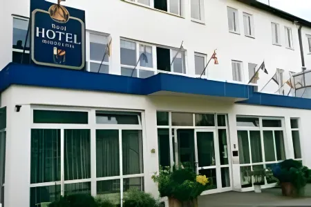 Taste Hotel Jettingen Отели в г. Еттинген-Шеппах