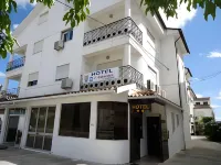 Hotel 4 Estacoes Hotel a 