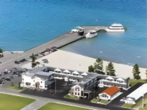 Days Inn by Wyndham Mackinaw City - Lakeview Hotels in Mackinaw Township