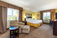 Comfort Inn & Suites Hotels in Kincardine