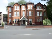 The Westlynne Hotel & Apartments Hotels in Prestwich