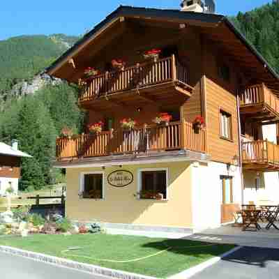 Hotel le Petit Abri Hotel Exterior