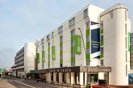Ibis Styles Paris Val de Fontenay Отели рядом с достопримечательностью «Port de Nogent»