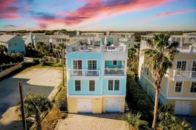 Sea Shell by AvantStay Breezy Beachside Getaway w Rooftop Deck 6 BRs