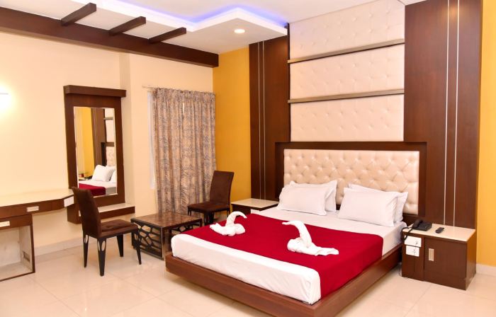 The Grand Park Hotel