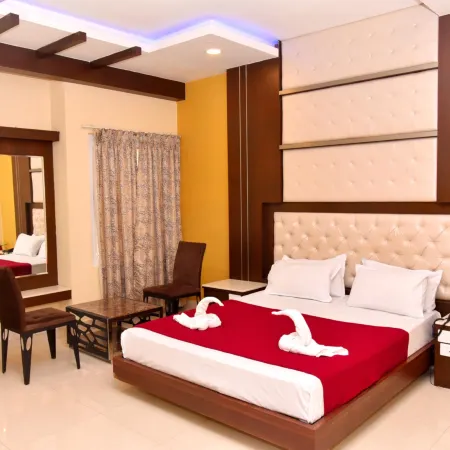 The Grand Park Hotel