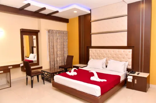 The Grand Park Hotel