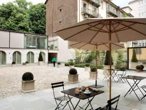 Opera35 Boutique Hotel