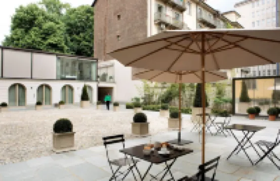 Opera35 Boutique Hotel