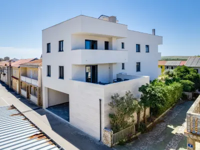 Luxury Villa Terra Maiorum