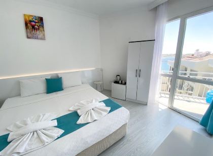 Minerva Port Hotel
