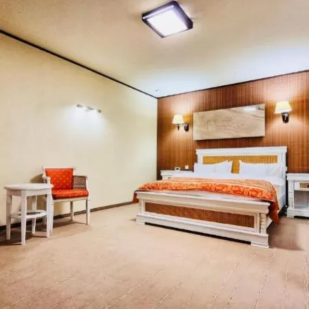 Villa & Restaurant Levoslav House