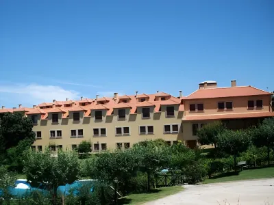 آبارتهوتل كوينتا دو كريستلو فنادق في 