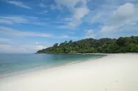 Ai Beach Resort - Beach
