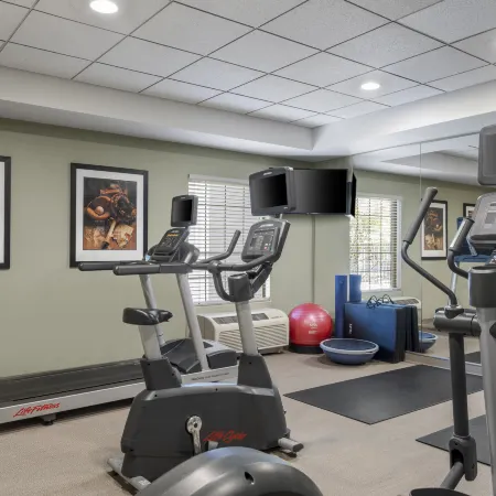 Staybridge Suites INDIANAPOLIS-AIRPORT by IHG