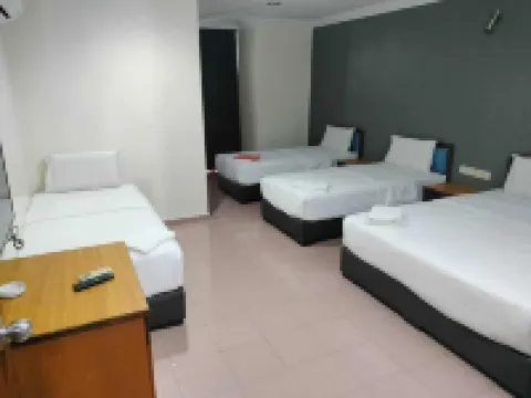 Lee Hotel Hotels in Yong Peng