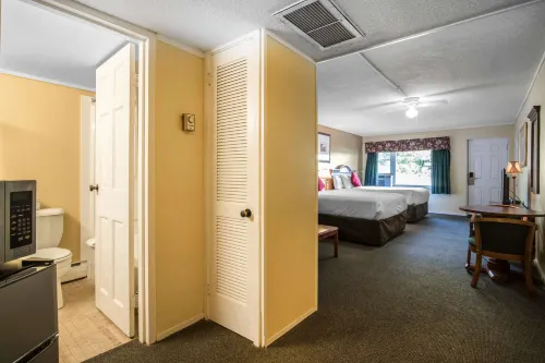 TiltonLodge Inn & Suites Hotels in Tilton