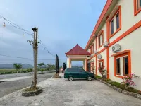 HOTEL DEWATA YIA KULONPROGO - parkir
