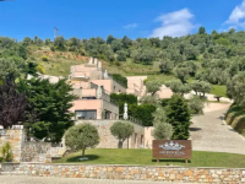 Golden King Villas Hotels in 