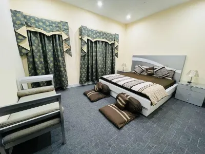 Chandi Hotel and Apartments Peshawar otelleri