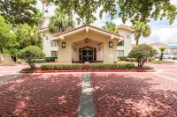 Motel 6 Baytown, TX - Garth Rd Hotels in Baytown