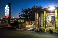 Hitching Post Studios Inn Hotele w: Santa Cruz County