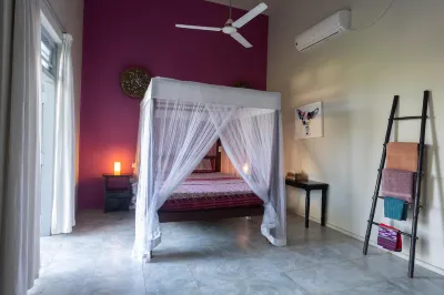 Hibiscus Villa Hotels near Unawatuna Public Beach