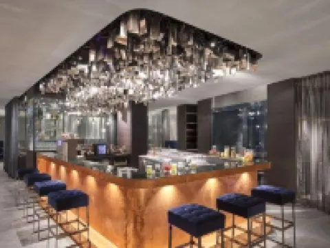 คลาวด์ นัมเบอร์ 7 อพาร์ทเมนท์