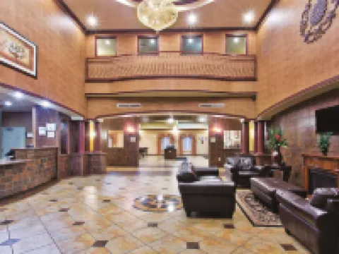 La Quinta Inn & Suites by Wyndham Schertz Hotels in Guadalupe County
