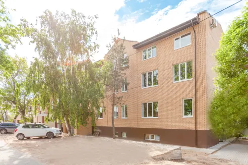 House on Potapova Guest House Hotels in Samara