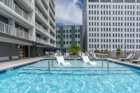 Holiday Inn NEW ORLEANS-DOWNTOWN SUPERDOME by IHG - Pools