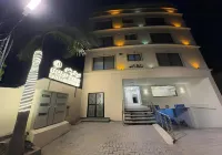 Gold Pine Hotel Lahore - 3 stjerner