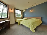 Petit Hotel Iris Hotels in Otari