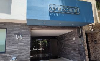 Alia Inn Boutique WTC