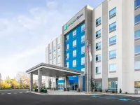 Holiday Inn Express CHATTANOOGA - HAMILTON PLACE by IHG Hotels near Drake Forest