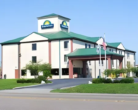 Days Inn by Wyndham LaPlace- New Orleans Hotels in Laplace