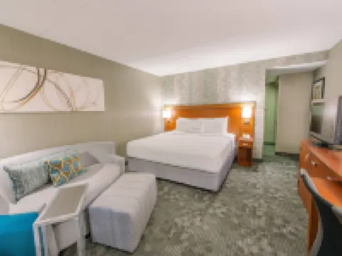 Courtyard Nashua Hotels in Nashua