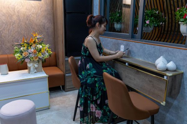 No202 Luxury & Cozy Apt in the Heart of District 1_4