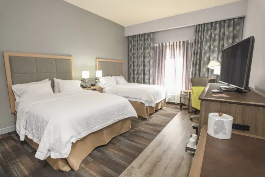 傑克遜維爾東麗晶廣場歡朋酒店