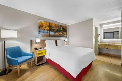Days Inn by Wyndham Raleigh Midtown Hotels in Raleigh