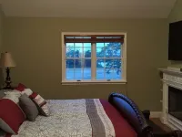 Beautiful Colonial Mint Condition Summer House Walking Distance to Beach Hotels in Riverhead