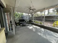Sarasota-Indian Beach Zen Home (private-pet friendly)