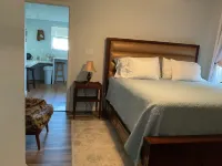 Pet Friendly house on Fish River, private pier with kayaks