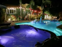 Palm Springs First 420 LGBTA Shiloh Pet-Friendly near downtown