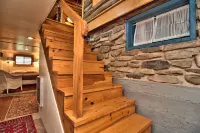 Paupack Point Wallenpaupack Lakefront  Log Home - 3 bedrooms + Central AC