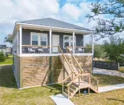 Beautiful Beach Views Sleeps 8